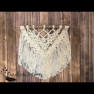 Macrame wall hanging